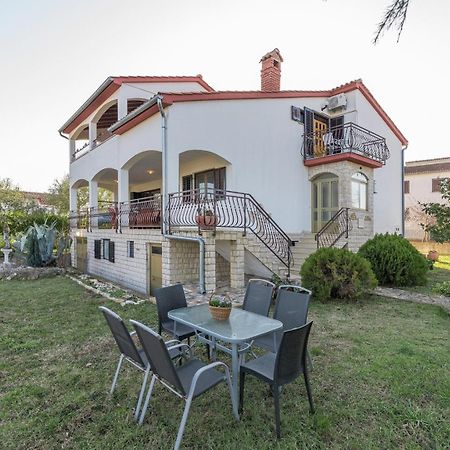 Apartmani Katalin Musalez Экстерьер фото